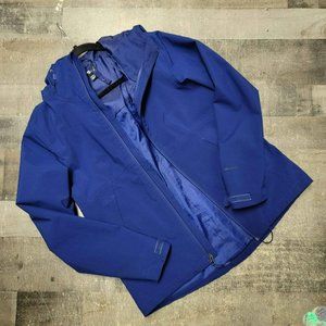 Blue North face jacket women's size small DryVent